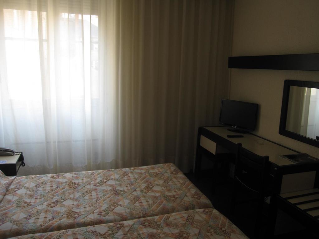 Des 3 Marchands Hotel 3*